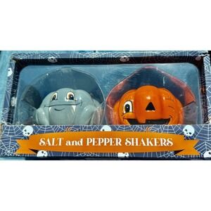 Halloween Salt‎ and Pepper Shakers Bat & Pumpkin Ceramic New